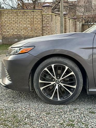 ls 470: Toyota Camry: 2019 г., Автомат, Седан — 3