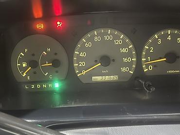 Унаа: Toyota Regius: 2000 г., 2.7 л, Автомат, Бензин, Вэн/Минивэн — 9