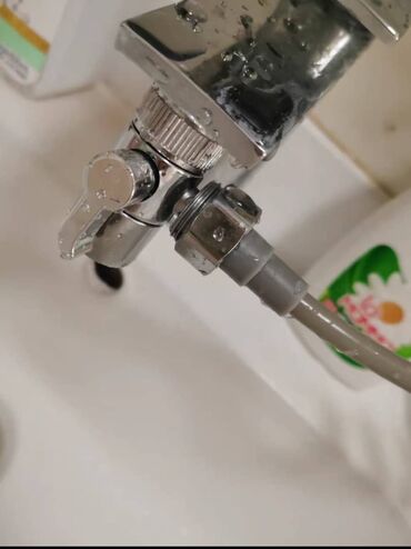 Массажеры и массажные аксессуары: Смеситель для коротким кранам,отлично подойдет для мытья головы 👍🙌🏻 И at lalafo.kg — 9 Массажеры и массажные аксессуары: Смеситель для коротким кранам,отлично подойдет для мытья головы 👍🙌🏻 И — 9