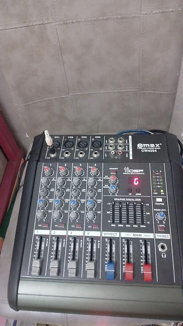 qulaqciq qabi: Səhnə səsi üçün tam komplekt akustik sistem - İki ədəd Yamaha passiv — 2