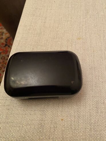 Qulaqcıqlar: İşlənmiş Simsiz (Bluetooth) Qulaqcıqlar, rəng - Qara