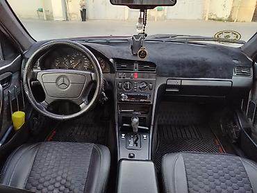 Mercedes-Benz: Mercedes-Benz C-Class: 1.8 l | 1995 il Sedan — 4
