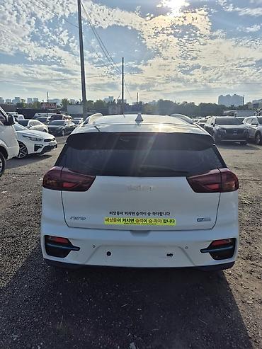 корейские электромобили: Kia Niro: 2021 г., Электромобиль, Кроссовер — 2