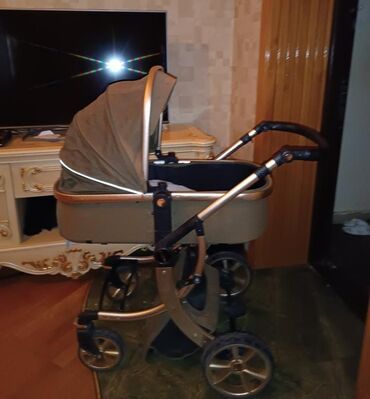 Araba-beşiklər: Milana…. Kidilo kaleska qiymeti 55 man Yaxwi veziyyerde tecili satilir