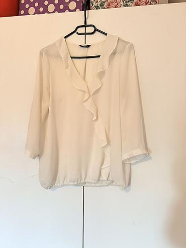 Bluze: Zenske bluze – elegantne i udobne, idealne za posao i svečane prilike — 7