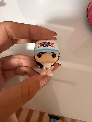 will kinder joy: Kinder Joy Stranger Things. Qutusu, kagizi var — 1