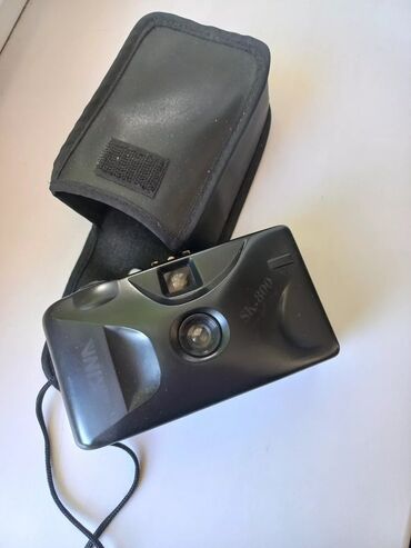 Фотоаппараты: Пленочный фотоаппарат Kodak SK-800 черного цвета. Компактный и удобный