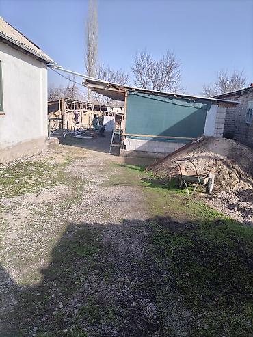 Продажа коттеджей и домов: Срочно продаю дом,рядом городом Кара-Балта.Село Вознесеновка улица — 18