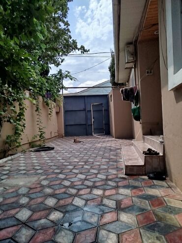ağdaşda satilan evler: Поселок Сураханы 3 комнаты, 100 м², Нет кредита, Средний ремонт