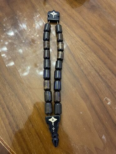 Təsbehlər: Birinci şəkildəki 45 azn digərləri 30 azn — 6