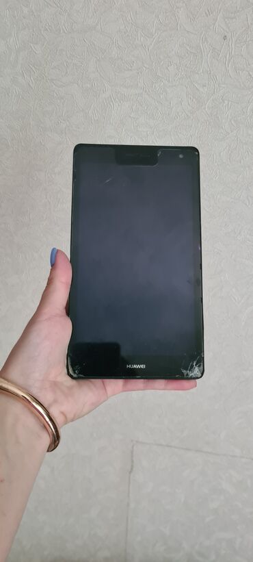 стекла для планшетов 9.7: Планшет, Huawei, 4G (LTE), Б/у, Классический цвет - Серебристый
