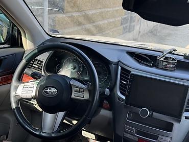 bmw 2020: Subaru Outback: 2010 г., 2.5 л, Автомат, Бензин, Универсал — 1