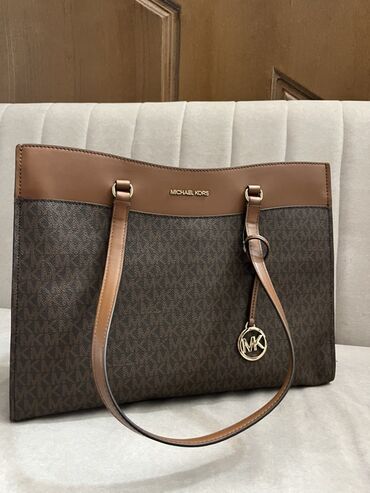 куплю украшения ручной работы: Классикалык сумка, Michael Kors, Материалы: Эко булгаары, Катуу конструкция, Аялдарга
