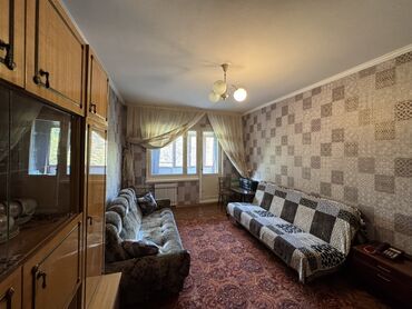 ипотека кварир: 1 бөлмө, 33 кв. м, 105-серия, 4 кабат, Эски ремонт