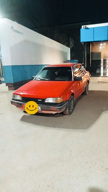 Продажа авто: Mazda 323: 1988 г., 1.3 л, Механика, Бензин, Седан