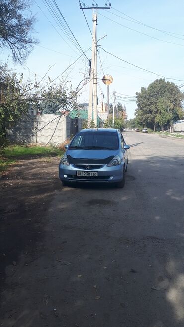 мапед купить: Honda Jazz: 2001 г., 1.3 л, Механика, Бензин, Купе