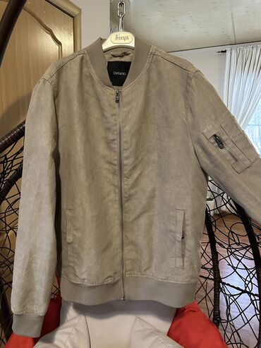 джинсовая теплая куртка: Мужская куртка, 3XL (EU 46), Defacto, Б/у, цвет - Синий, Бесплатная доставка, Платная доставка, Самовывоз