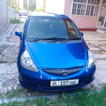 жип сатам: Honda Fit: 2005 г., 1.5 л, Вариатор, Бензин, Хетчбек