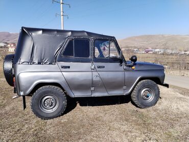 şabranda torpaq satılır: UAZ 469: 2.4 l | 1981 il | 22222 km Universal