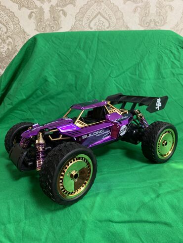 Игрушки: Гоночный машинка на Радиоуправление Дрифт 4WD Разганается до 30км в