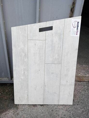 taxta 5x10 qiymeti: Ağ ağac teksturalı döşəmə paneli nümunəsi - Rəng: açıq boz-ağ (ağac lalafo.az -da taxta 5x10 qiymeti: Ağ ağac teksturalı döşəmə paneli nümunəsi - Rəng: açıq boz-ağ (ağac