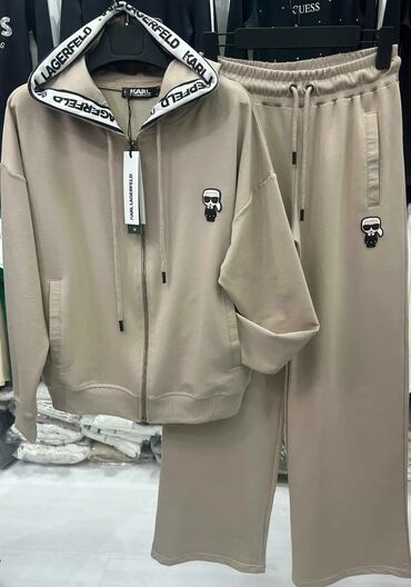 Gornji i donji deo: Gucci, S (EU 36), bоја - Bela — 11