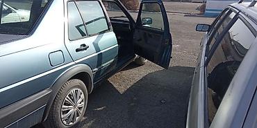 фольсваген б 5: Volkswagen Jetta: 1989 г., Седан — 4