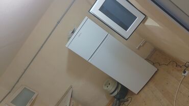 Otaqların uzunmüddətli kirayəsi: İcarəyə təqdim olunan işıqlı otaq - Geniş və işıqlı bir otaq, pəncərə — 6