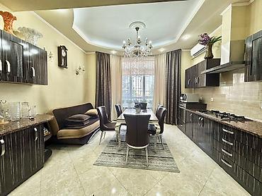 Продажа коттеджей и домов: 🔥 Трёхуровневый особняк премиум-класса в сердце Бишкека — ул — 10