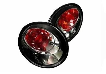 KRISTALNA CRNA STOP SVETLA VW NEW BEETLE BUBA | Kristalna crna