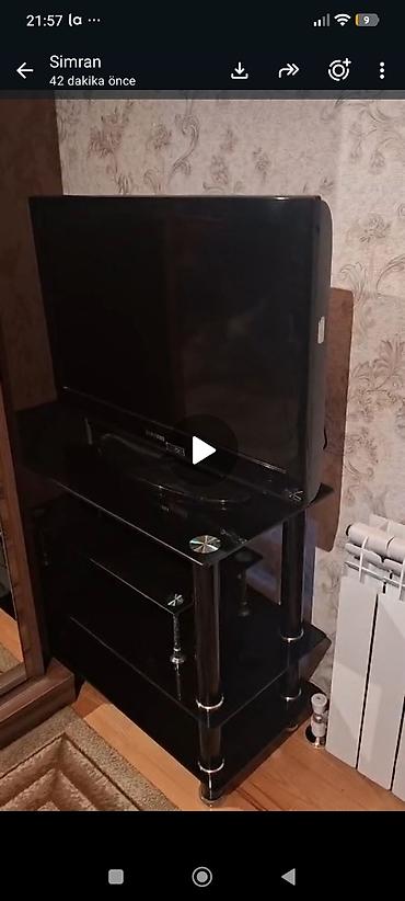 rəfi: Şüşə TV stendi - Material: qalın temperli qara şüşə rəflər və metal — 2