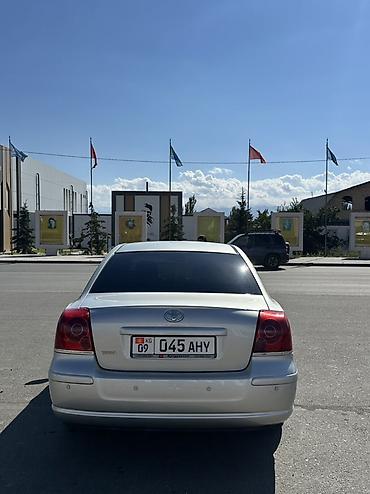 Toyota: Toyota Avensis: 2004 г., 2 л, Автомат, Бензин, Седан — 6