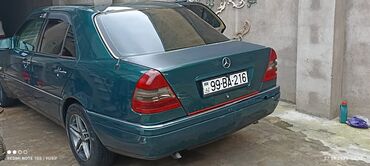 Mercedes-Benz: Mercedes-Benz C-Class: 1.8 l | 1997 il Sedan — 10