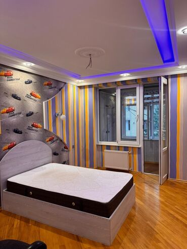 Köhnə tikili: Bakı, 8-ci mikrorayon, 3 otaqlı, Köhnə tikili, m. Azadlıq Prospekti, 80 kv. m — 3