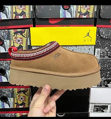Papuče: UGG platforme papuče / klompe u camel boji, izrađene od mekog — 1