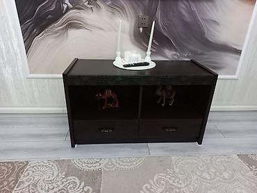 TV altlığı / konsol - Material: tünd rəngli laminat/MDF korpus -