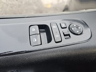 Hyundai: Hyundai Staria: 2022 г., 2.2 л, Типтроник, Дизель, Минивэн — 10