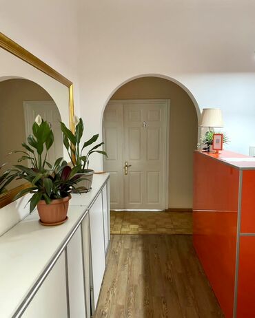 Посуточная аренда комнат: 30 м², С мебелью — 2