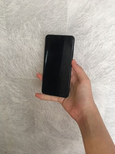 аккумулятор на телефон флай: Vivo Y01, 32 ГБ, цвет - Черный, Отпечаток пальца, Две SIM карты, Face ID