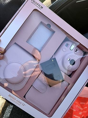 tank x: Fujifilm Instax Mini 12 dəst Yepyenidir. Dəyərindən aşağı satılır. - — 1