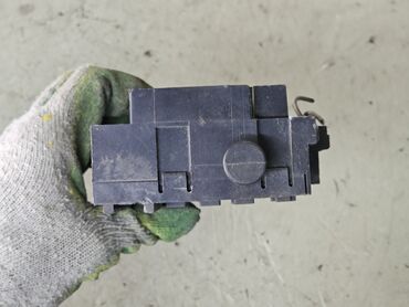 Датчики, сенсоры, предохранители: Блок предохранителей Volkswagen 1986 г., Б/у, Оригинал, Германия — 8