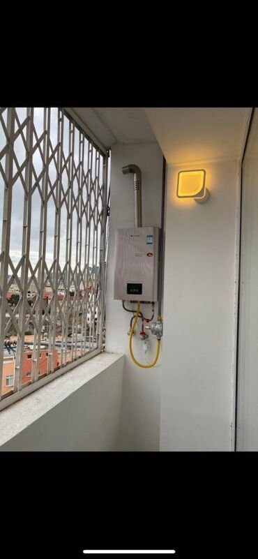 Uzunmüddətli kirayə mənzillər: 28 may metrosunun yaxınlığında xim qorodokun binalarında 9 mertebeli — 2