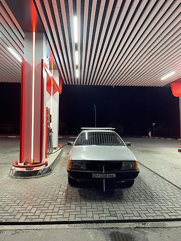 на 124: Audi 100: 1988 г., Механика, Бензин, Седан — 2