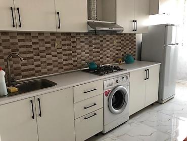 sumqayitda kiraye: İnşaatçılar otaq yoldaşı 2 xanım axtarılır.
2 otaq 90m2 22/21 mərtəbə — 3