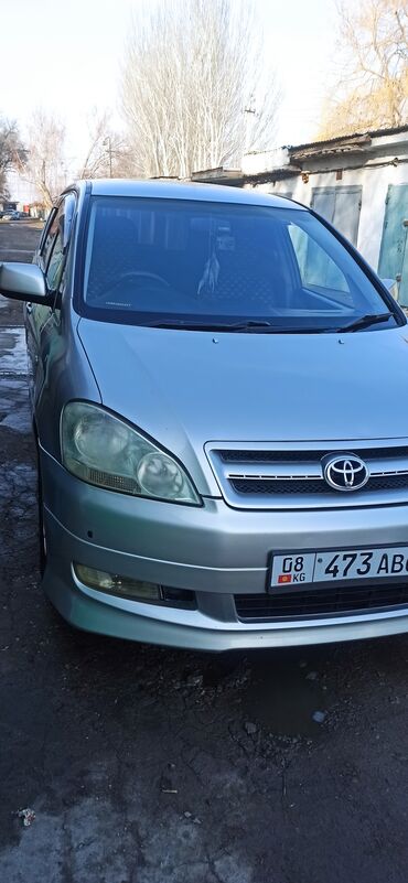 обмен форестер: Toyota Ipsum: 2002 г., 2.4 л, Автомат, Бензин, Минивэн