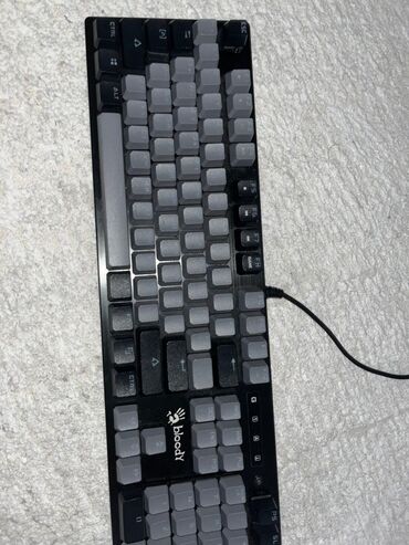 Компьютеры, ноутбуки и планшеты: Механическая клавиатура Bloody B828N • Синие свитчи • RGB подсветка