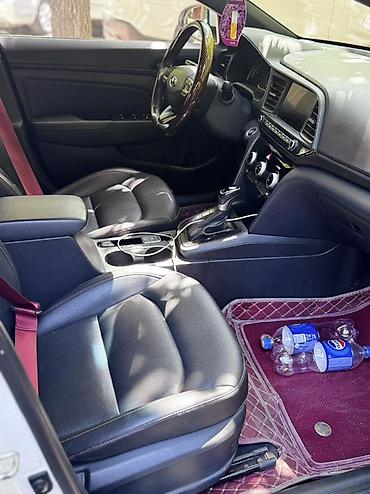 jeely coolray: Hyundai Elantra: 2019 г., 1.4 л, Робот, Бензин, Седан — 5