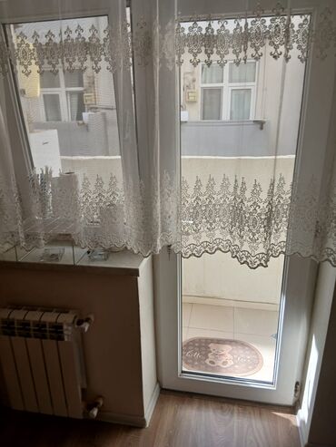 ehmedlide kiraye evler 2023: Sosial Mida 1de Hovsan 2 otaqlı əşyaları var catmiyan Əşyaları da
