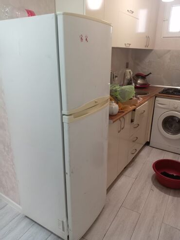 Separatorlar: 2 qapılı Soyuducu Satılır