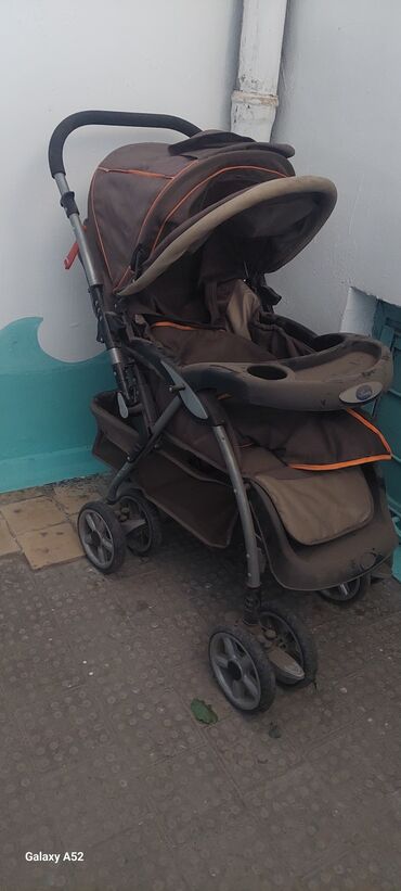 детская коляска для двойняшек: Коляска